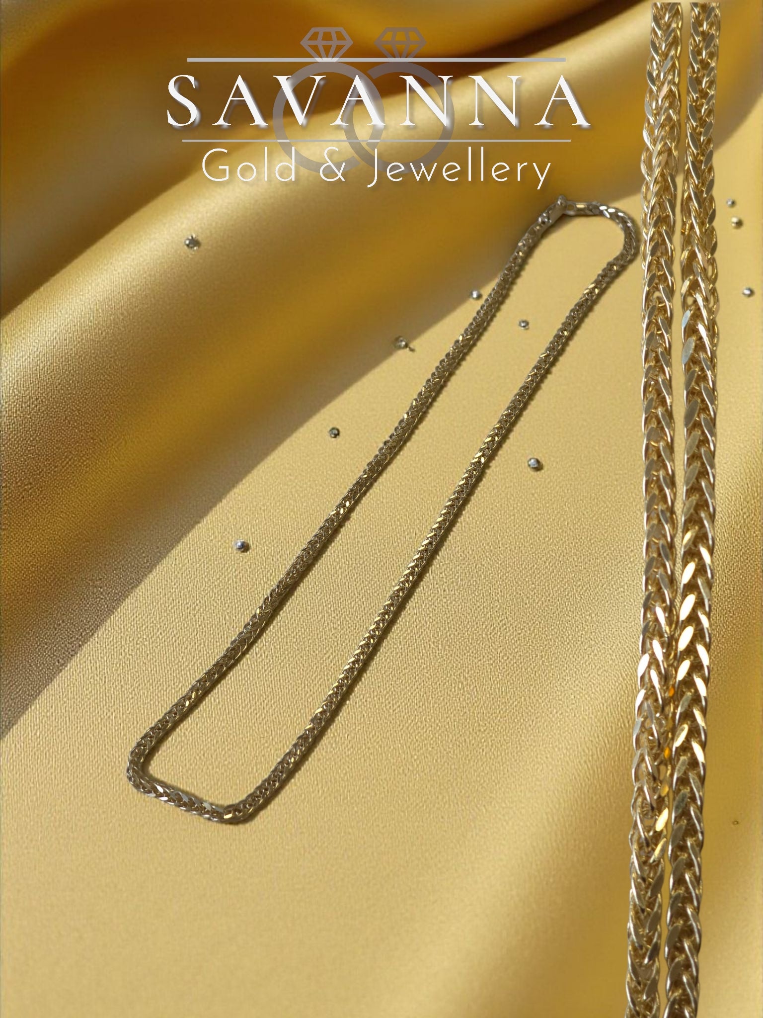 Necklace twisted Design