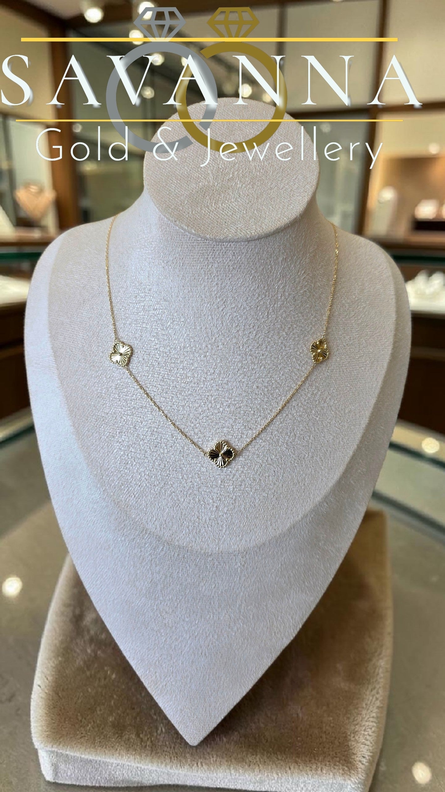 Women’s necklace