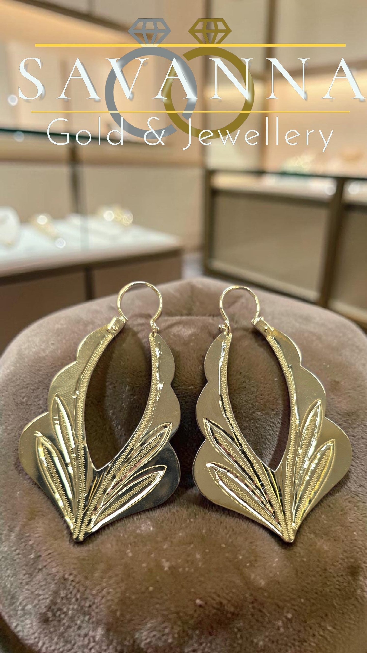 Women’s earrings